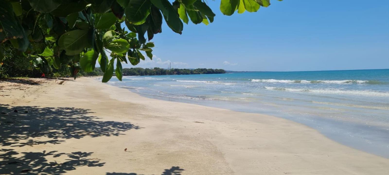 Apartamentos Sol Cahuita Buitenkant foto